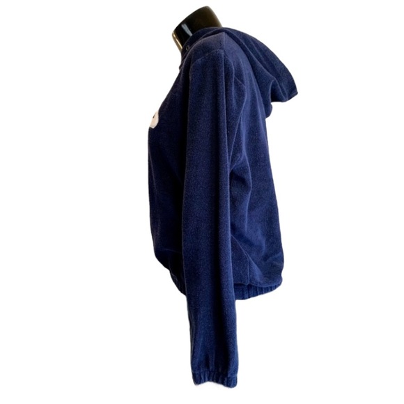 5/25$ ✨ Fila Sweater - Picture 5 of 5